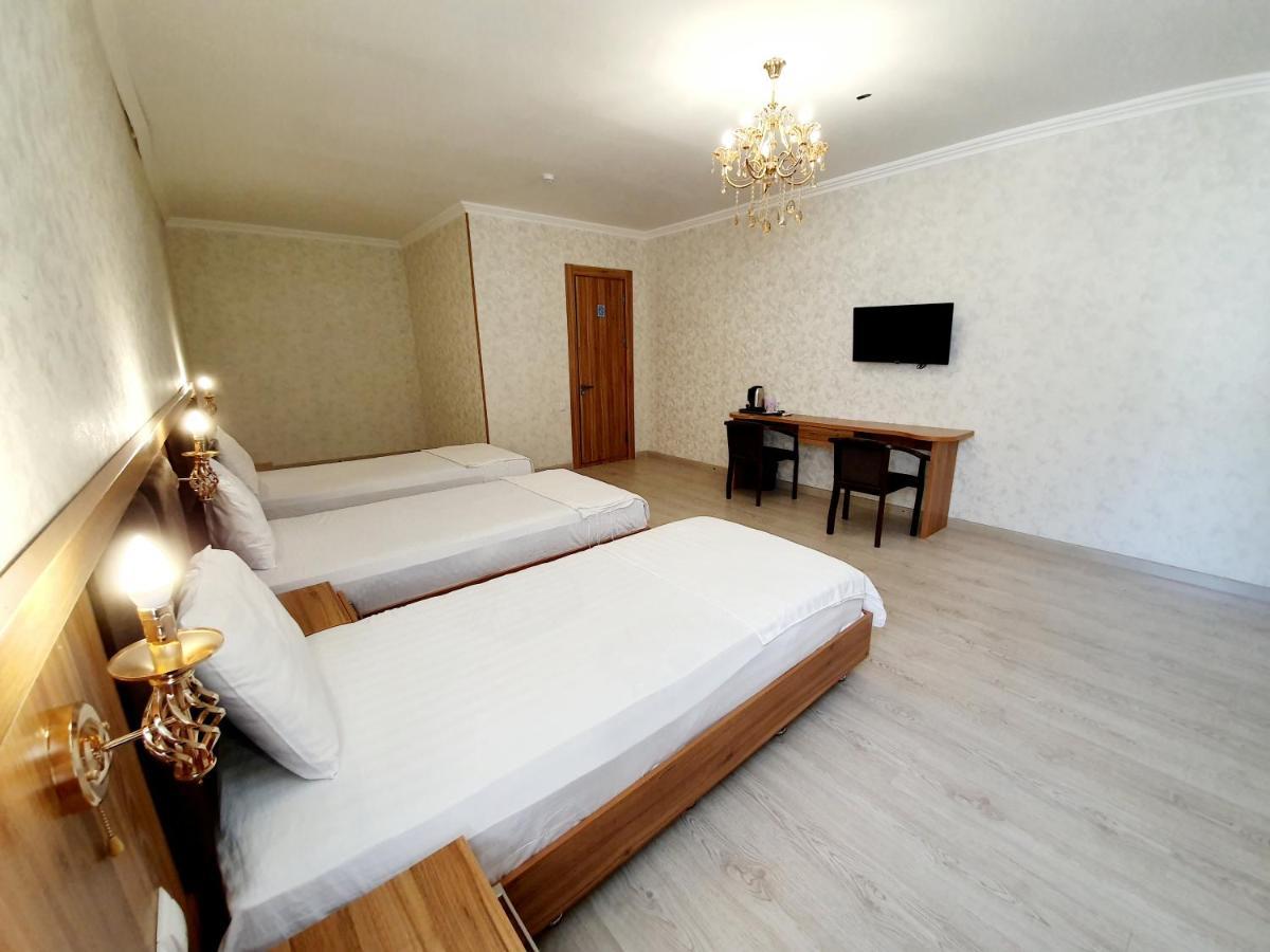 Baraka Hotel タシュケント エクステリア 写真