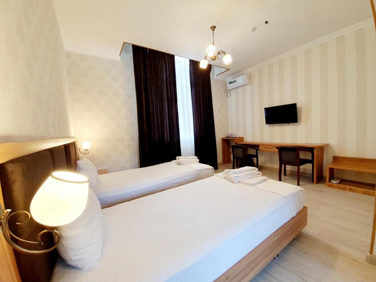 Baraka Hotel タシュケント エクステリア 写真